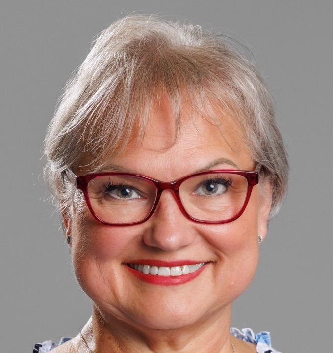 Deanna Adams